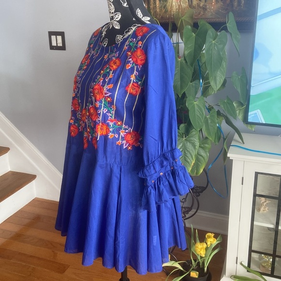 Embroidered tunic - Picture 5 of 15